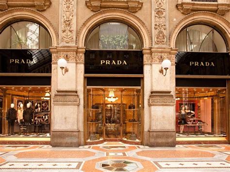 rivenditore scarpe prada verona|negozi prada italia.